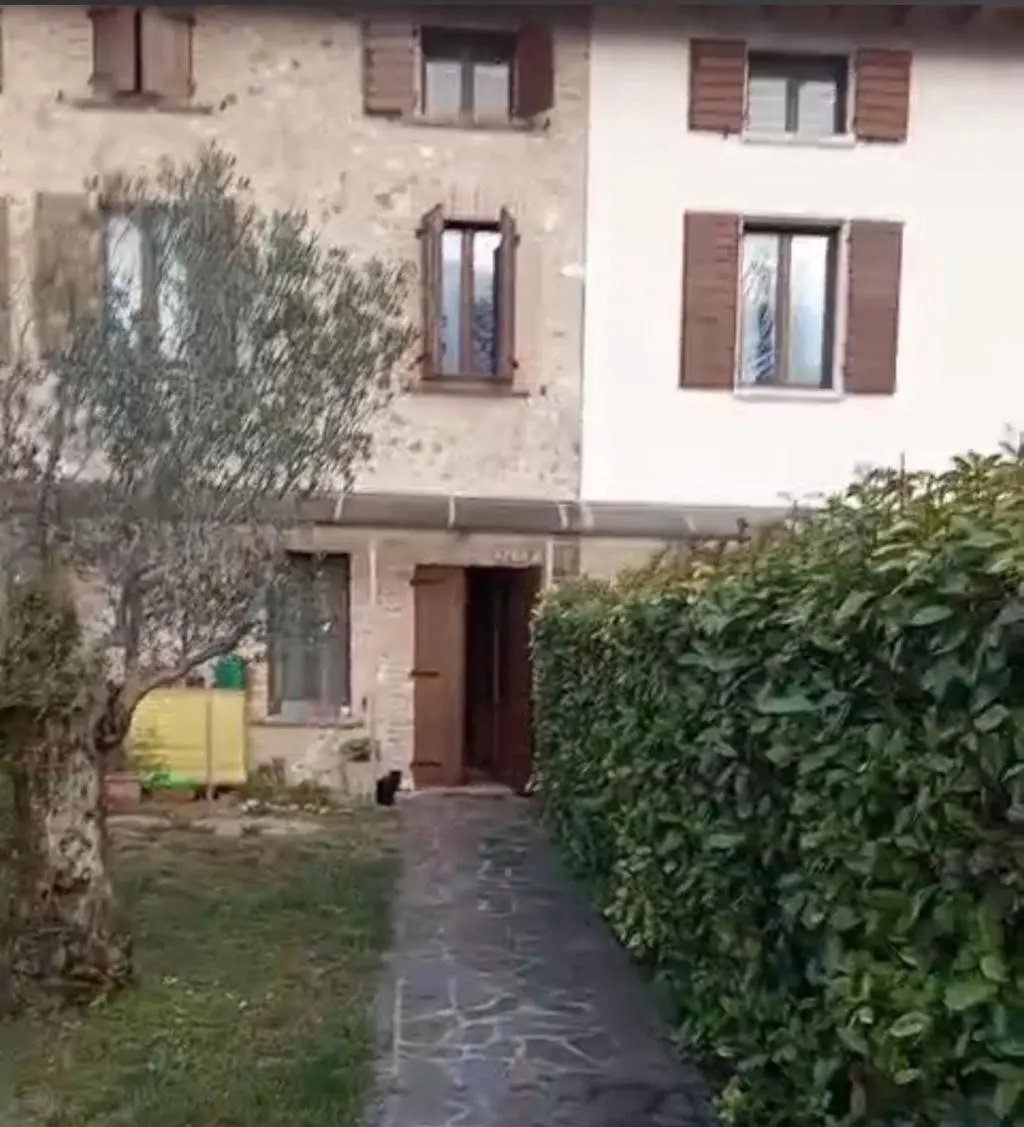 AFFITTO VILLA  A SCHIERA · foto 14