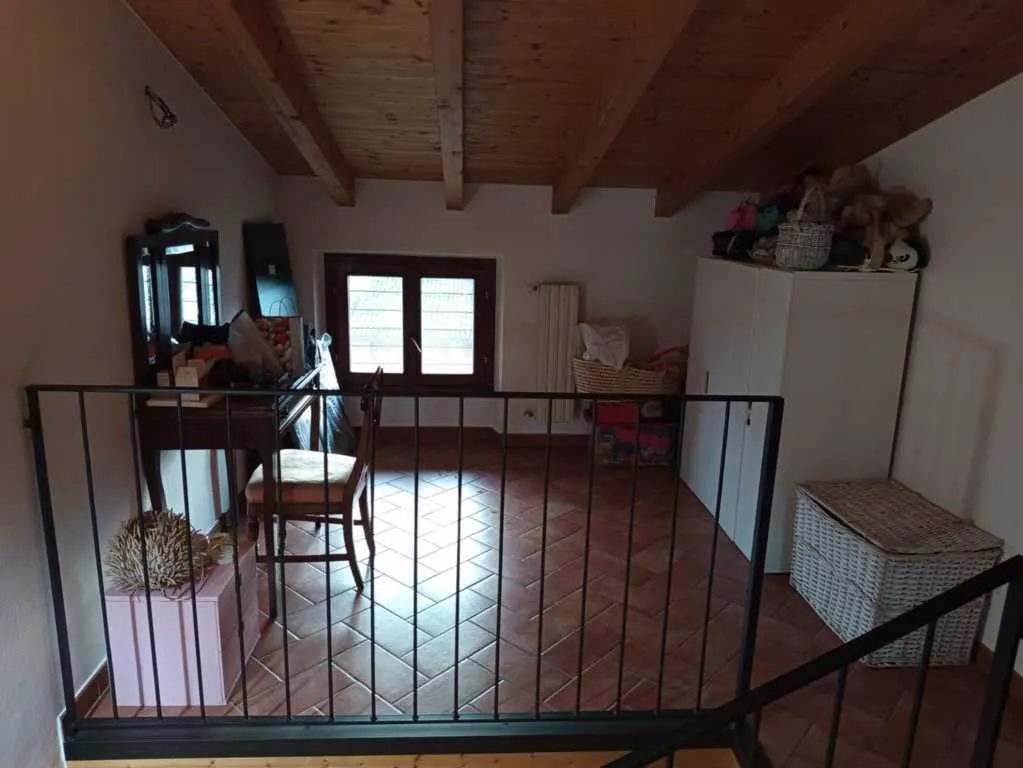 AFFITTO VILLA  A SCHIERA · foto 9