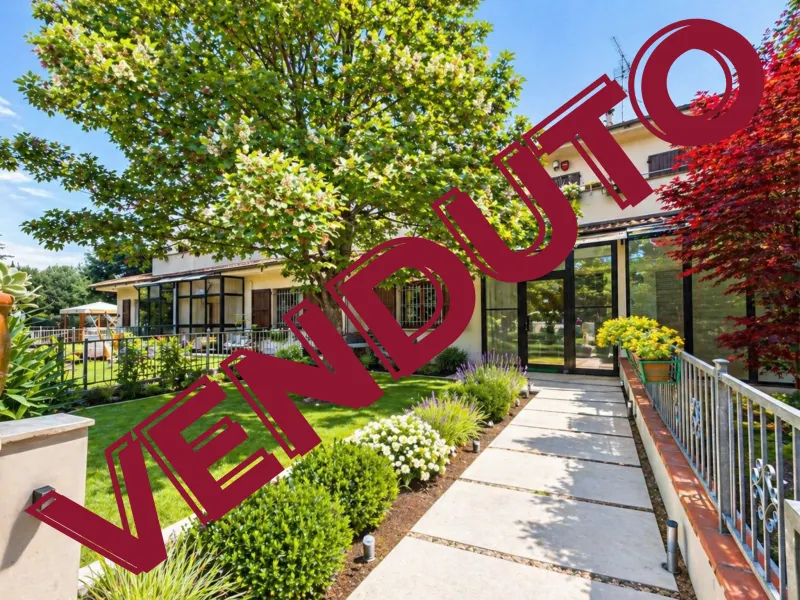 VILLA A SCHIERA CON 3 CAMERE DA LETTO a Sant'Agostino