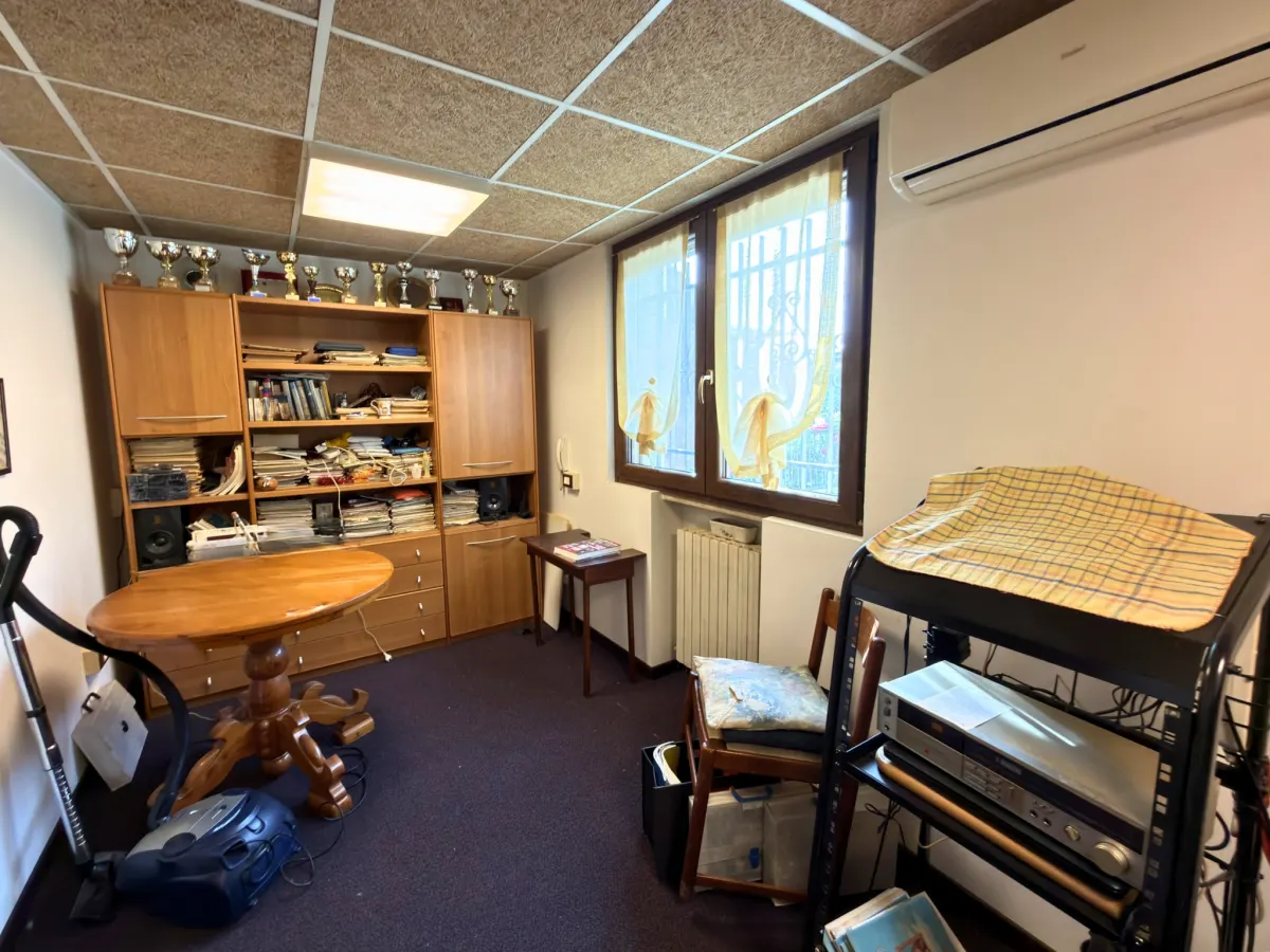 VILLA A SCHIERA CON 3 CAMERE DA LETTO · foto 16