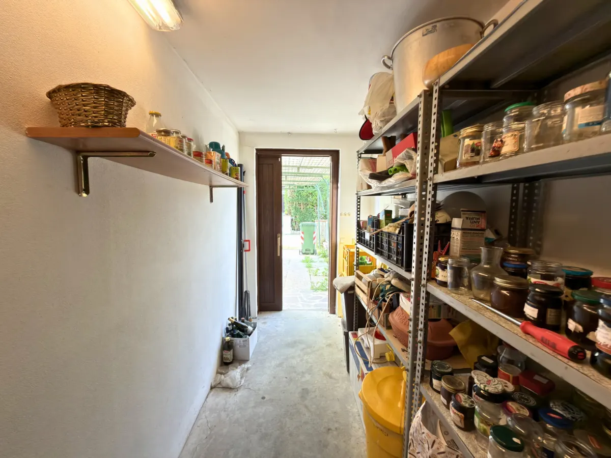 VILLA A SCHIERA CON 3 CAMERE DA LETTO · foto 21