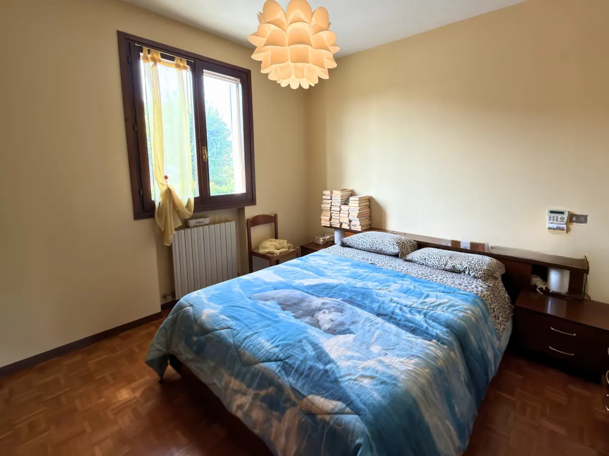 VILLA A SCHIERA CON 3 CAMERE DA LETTO · foto 37