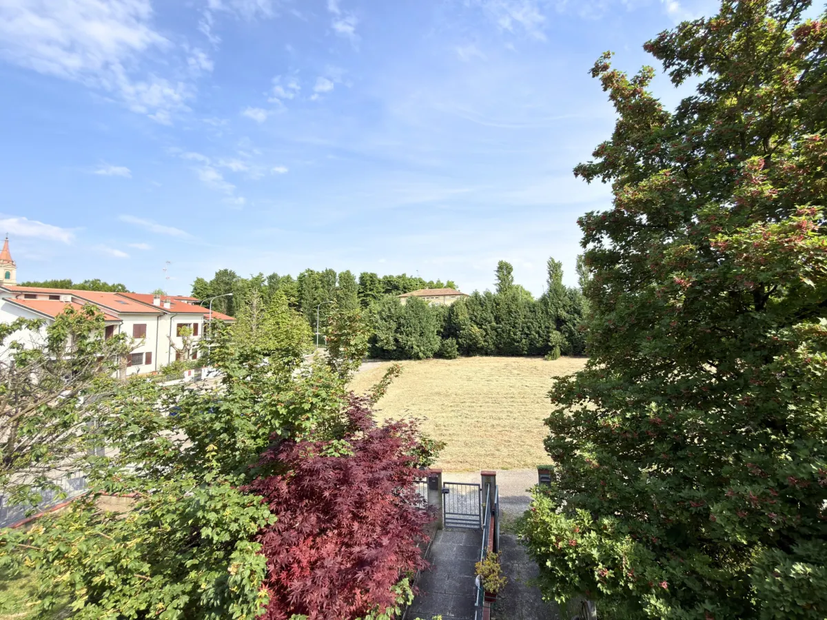 VILLA A SCHIERA CON 3 CAMERE DA LETTO · foto 46