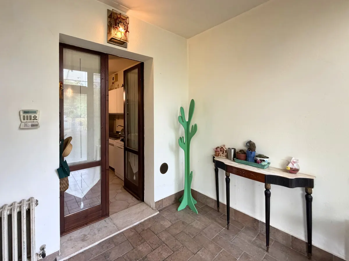 VILLA A SCHIERA CON 3 CAMERE DA LETTO · foto 6