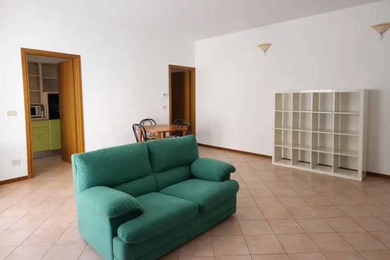APPARTAMENTO AL PIANO TERRA CON GIARDINO PRIVATO E GARAGE · foto 2