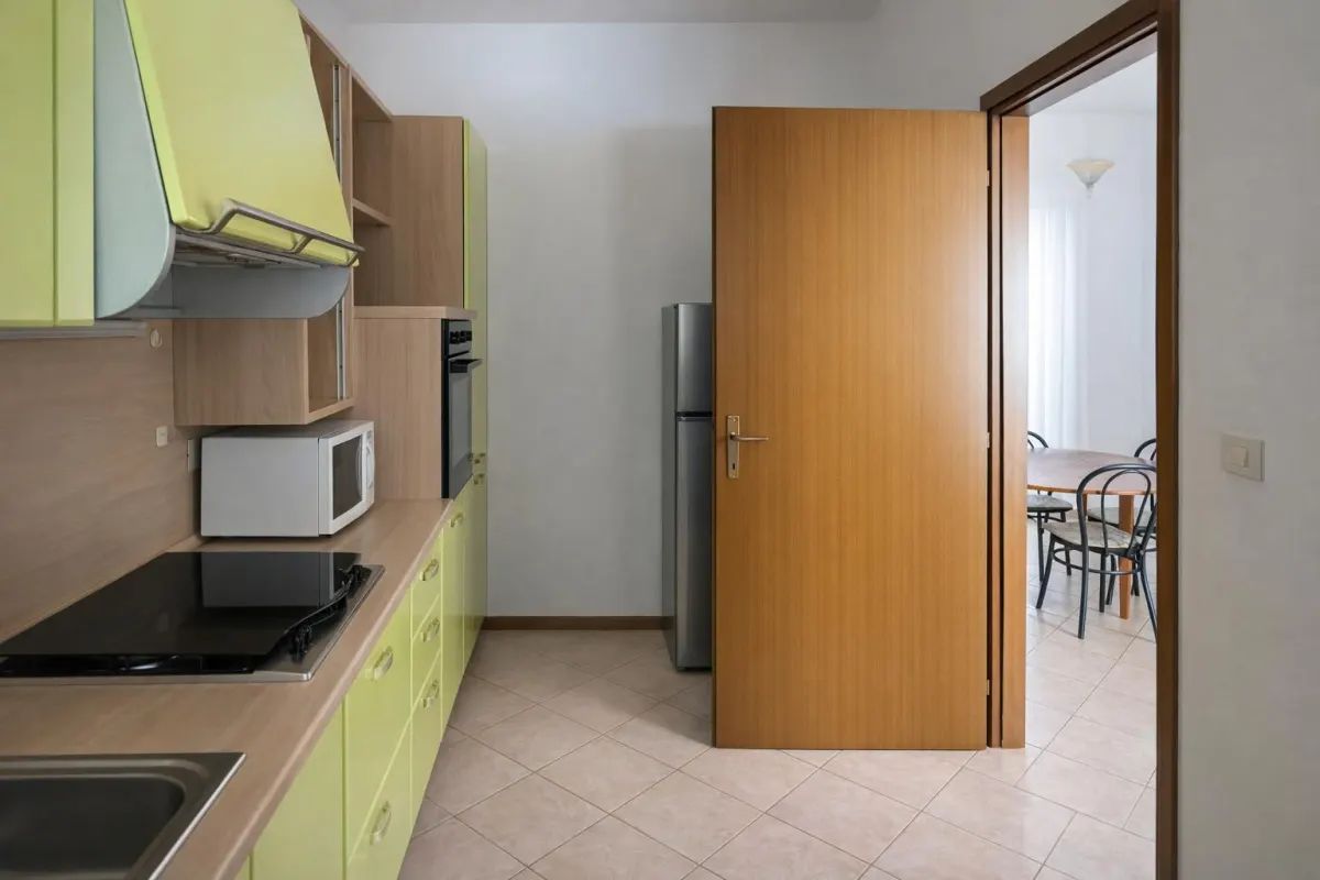 APPARTAMENTO AL PIANO TERRA CON GIARDINO PRIVATO E GARAGE · foto 12