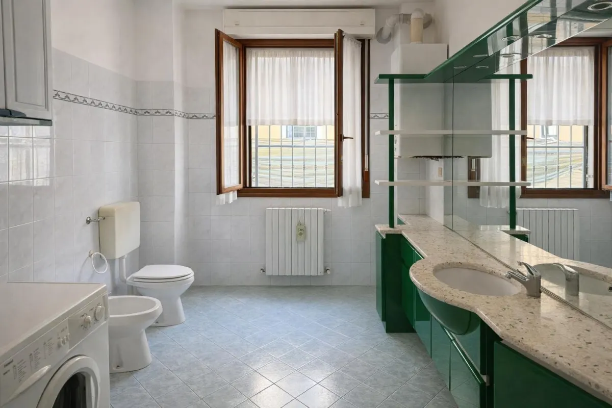 APPARTAMENTO AL PIANO TERRA CON GIARDINO PRIVATO E GARAGE · foto 18