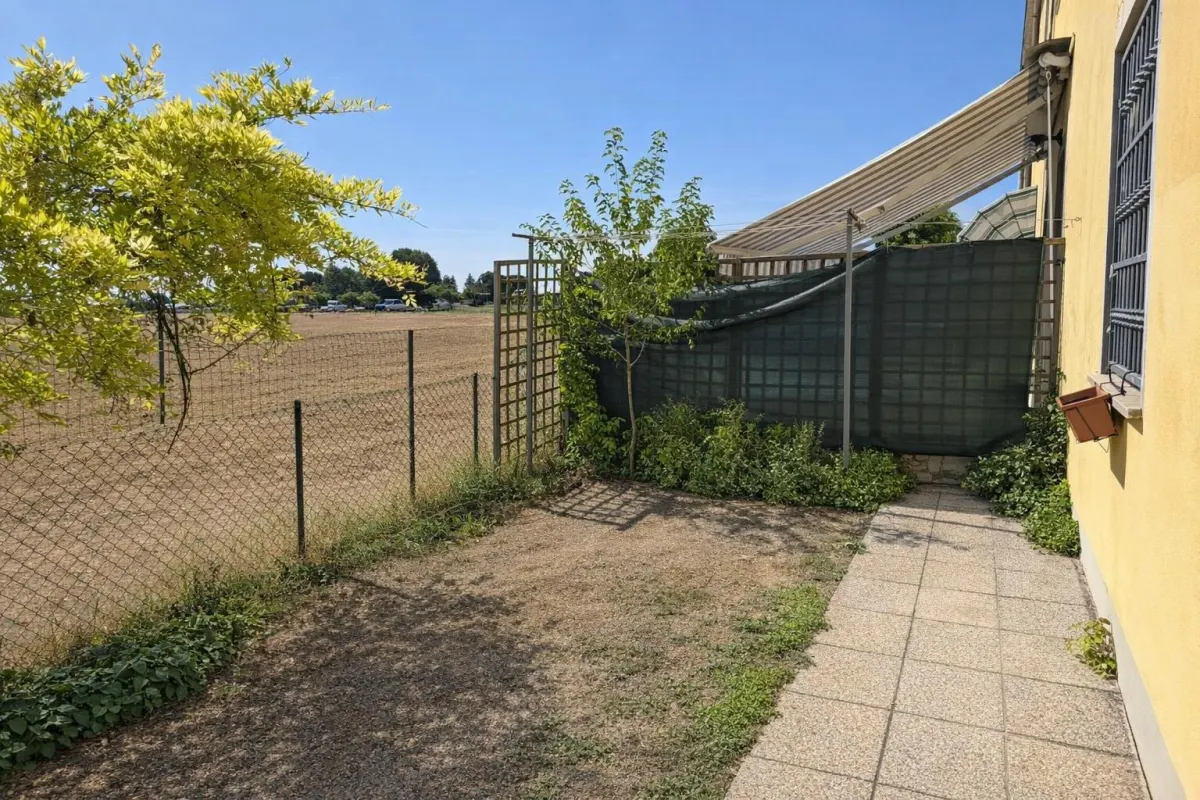 APPARTAMENTO AL PIANO TERRA CON GIARDINO PRIVATO E GARAGE · foto 24