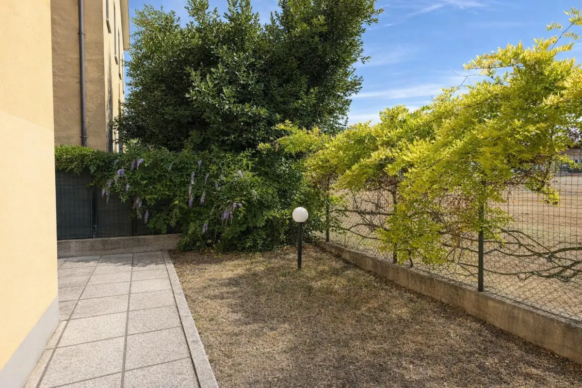 APPARTAMENTO AL PIANO TERRA CON GIARDINO PRIVATO E GARAGE · foto 26