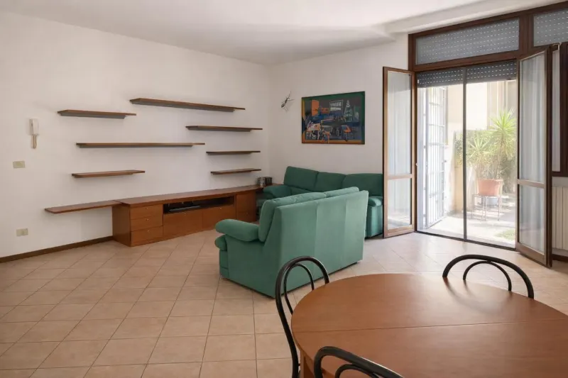 APPARTAMENTO AL PIANO TERRA CON GIARDINO PRIVATO E GARAGE · foto 5