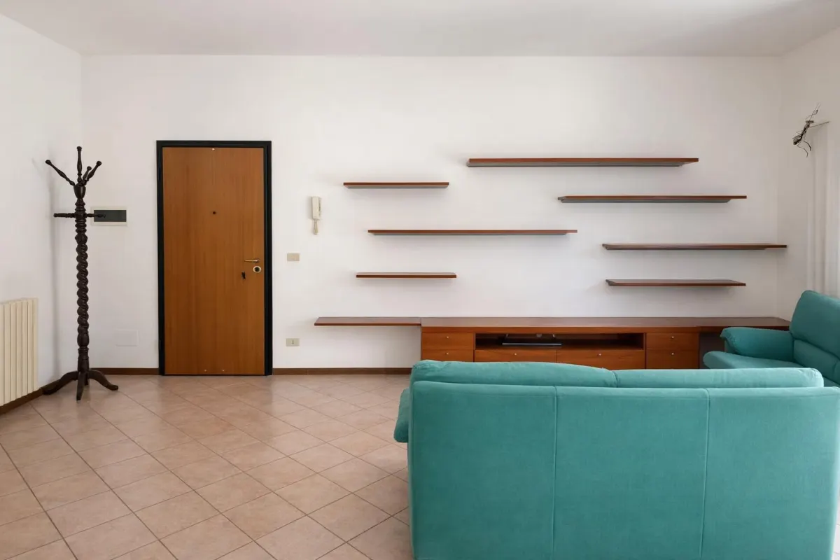 APPARTAMENTO AL PIANO TERRA CON GIARDINO PRIVATO E GARAGE · foto 8