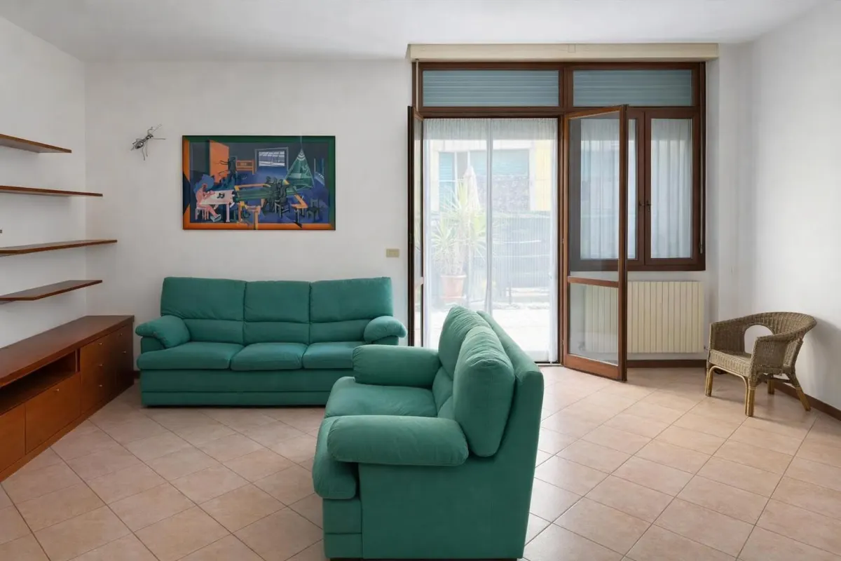 APPARTAMENTO AL PIANO TERRA CON GIARDINO PRIVATO E GARAGE · foto 9