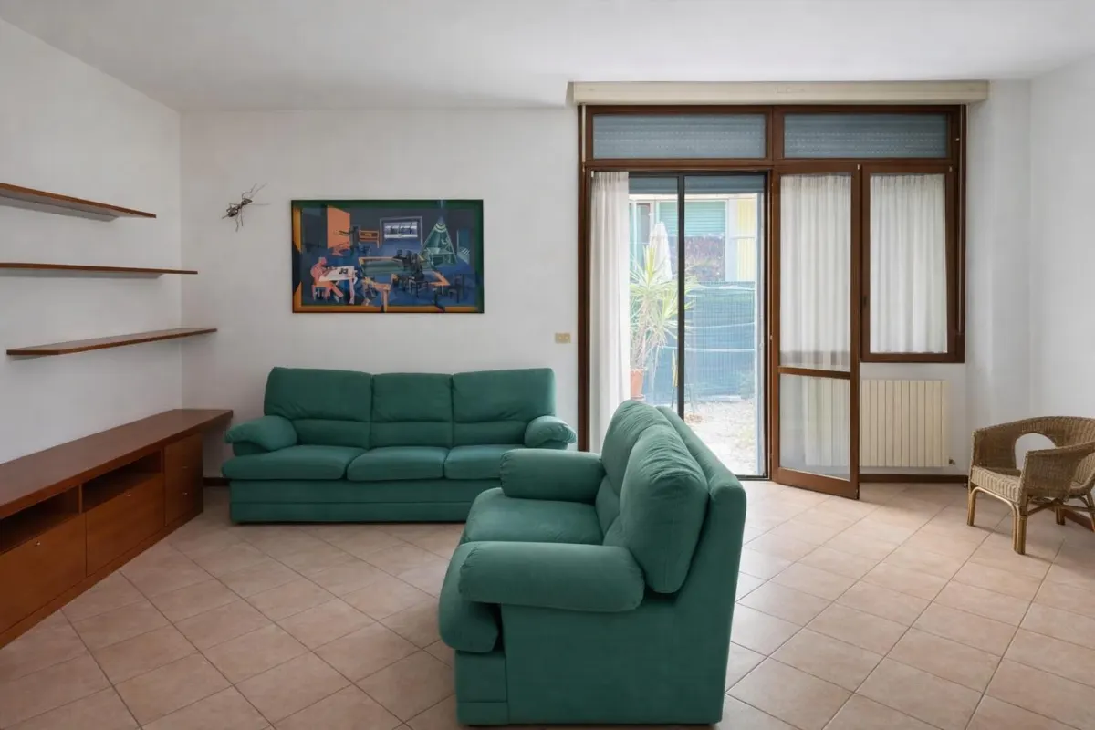 APPARTAMENTO AL PIANO TERRA CON GIARDINO PRIVATO E GARAGE · foto 10