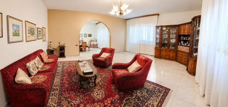 Prestigioso appartamento di 180 mq a Casoli