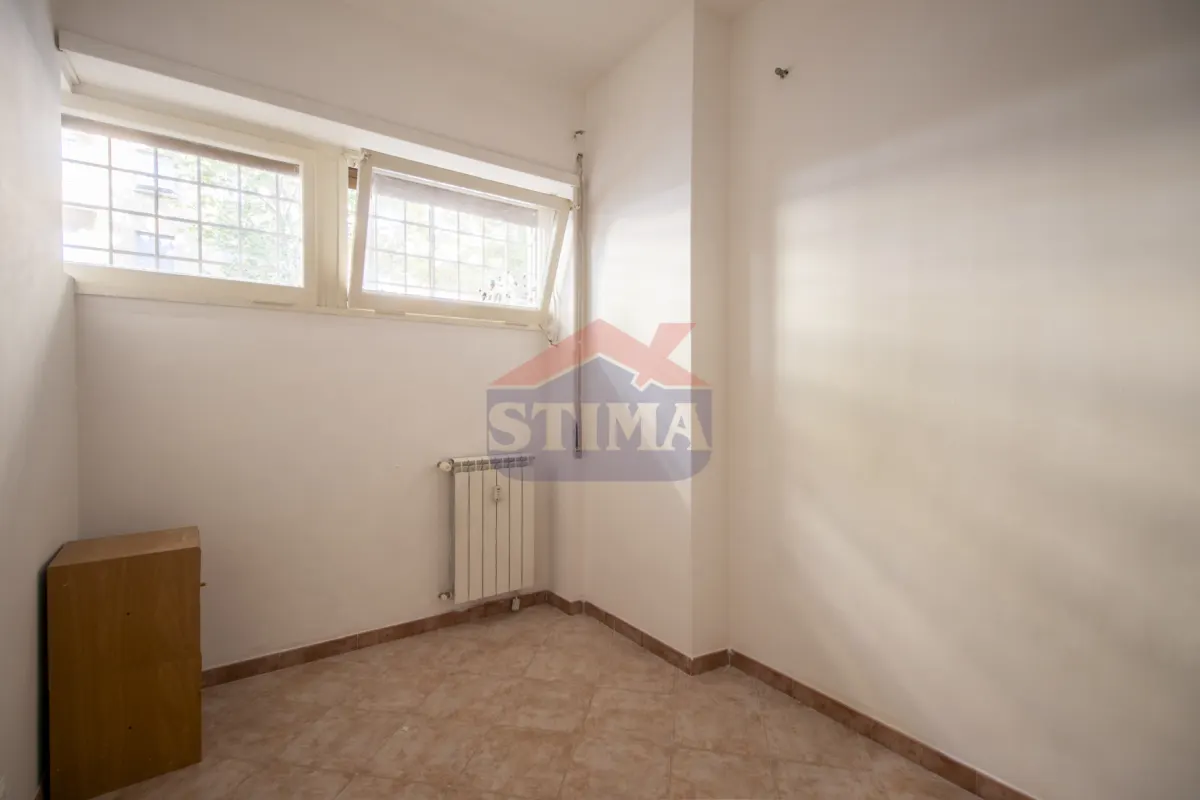 TRILOCALE - OTTIMAMENTE COLLEGATO - · foto 11