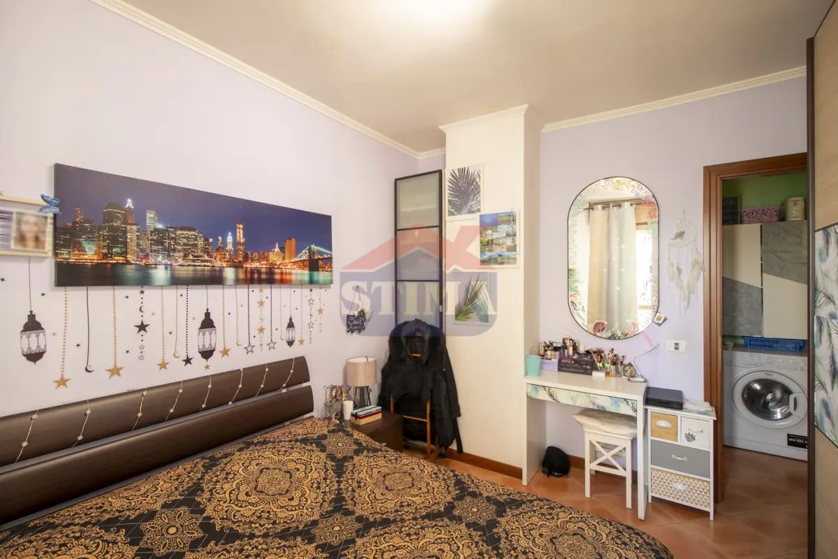 PONTE DI NONA - BILOCALE CON TERRAZZO - · foto 11