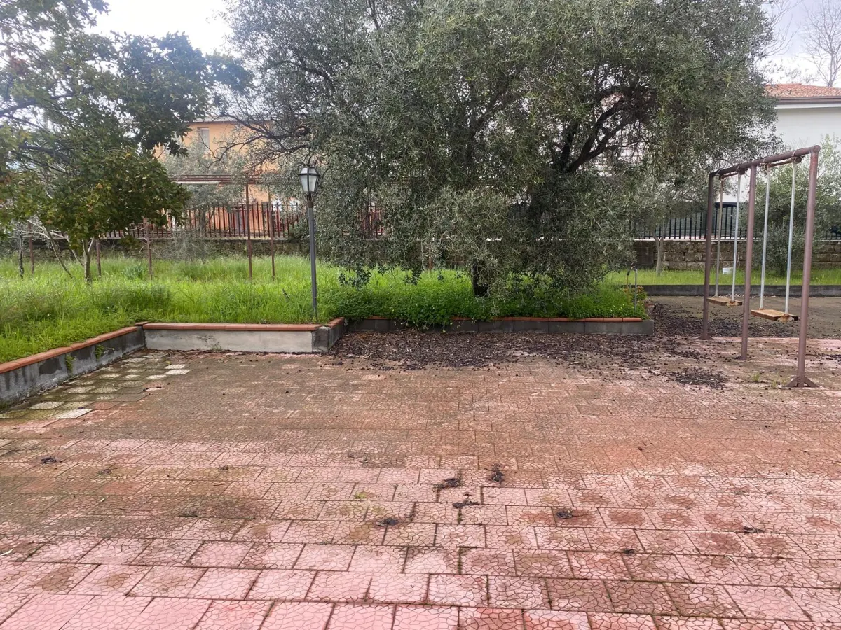 Terreno con deposito Mascalucia · foto 32