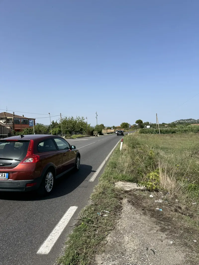 Terreno di 4700 mq su Via Casilina: Opportunità Unica di Sviluppo · foto 4