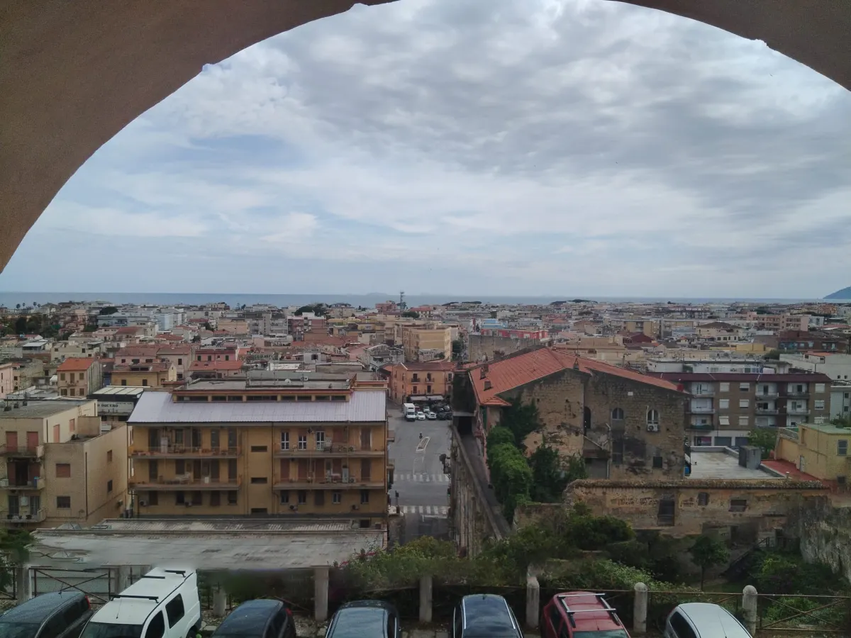 Lussuoso Appartamento Vista Mare, nello storico palazzo Braschi · foto 23