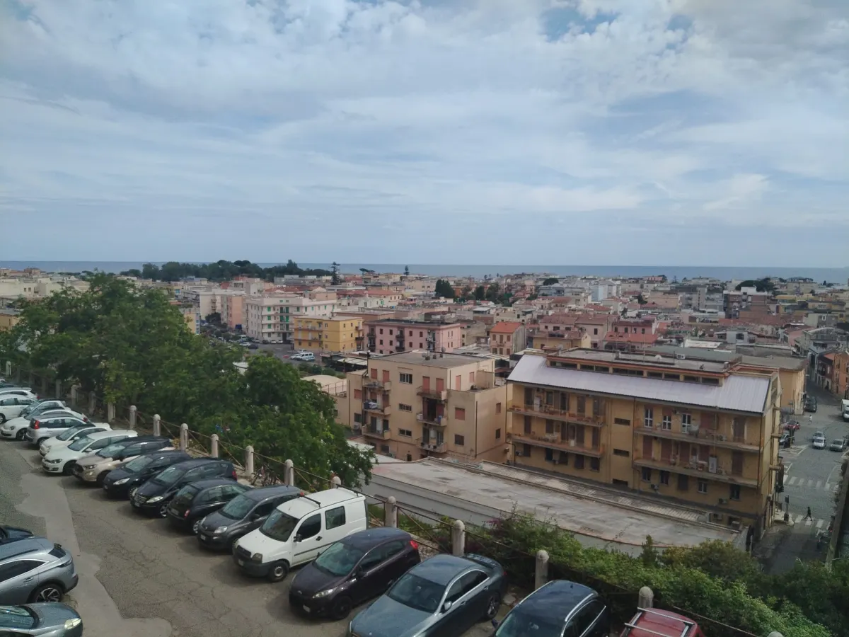 Lussuoso Appartamento Vista Mare, nello storico palazzo Braschi · foto 24