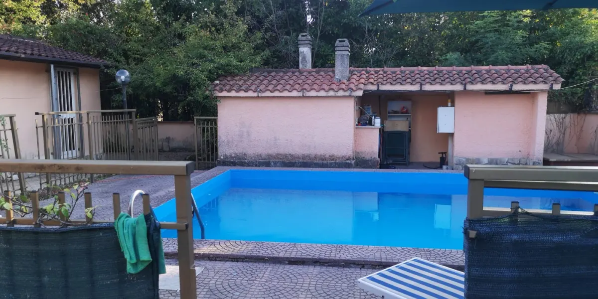 casa indipendente con piscina · foto 7