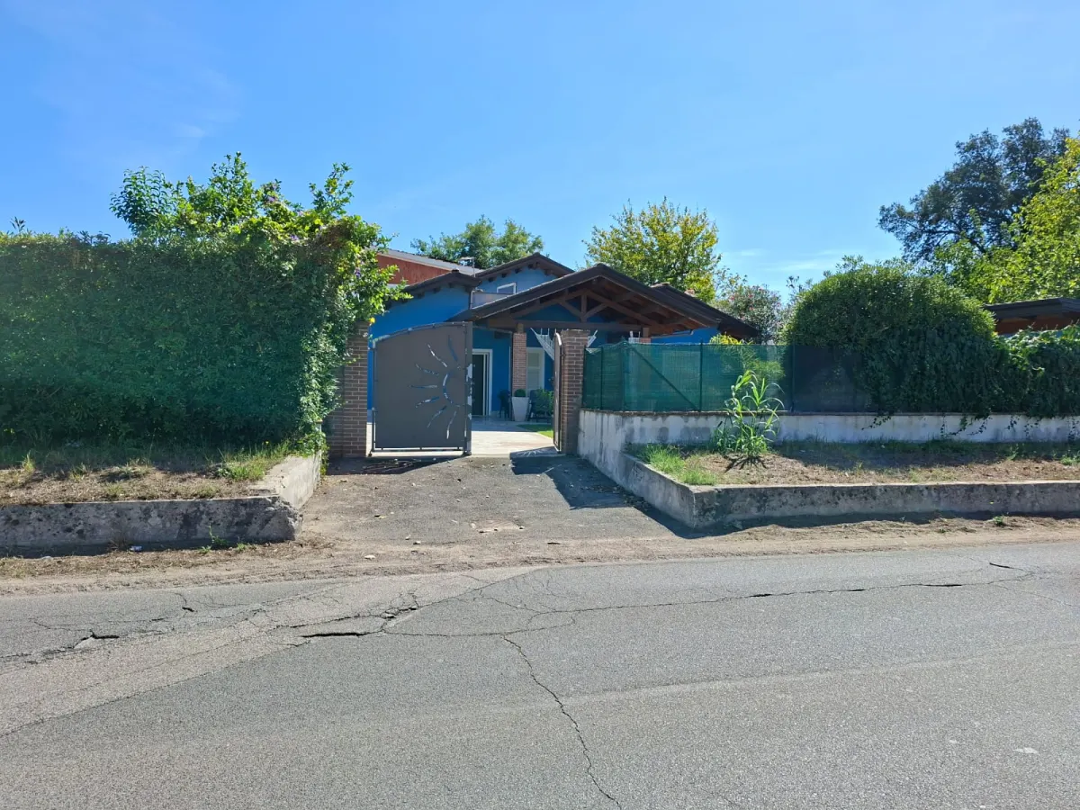 casa indipendente lato mare · foto 6