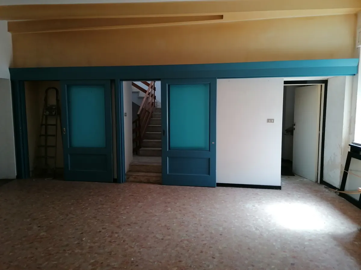 Immobile di valore storico sulle mura si Civitanova Alta. Cielo terra  su 3 livelli piu' grotta al piano sottostrada, con giardino e chiostro con pozzo · foto 6