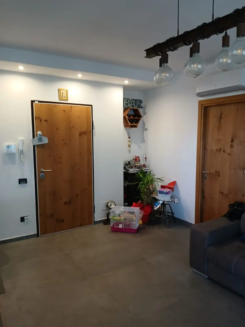Appartamento con 3 camere · foto 2