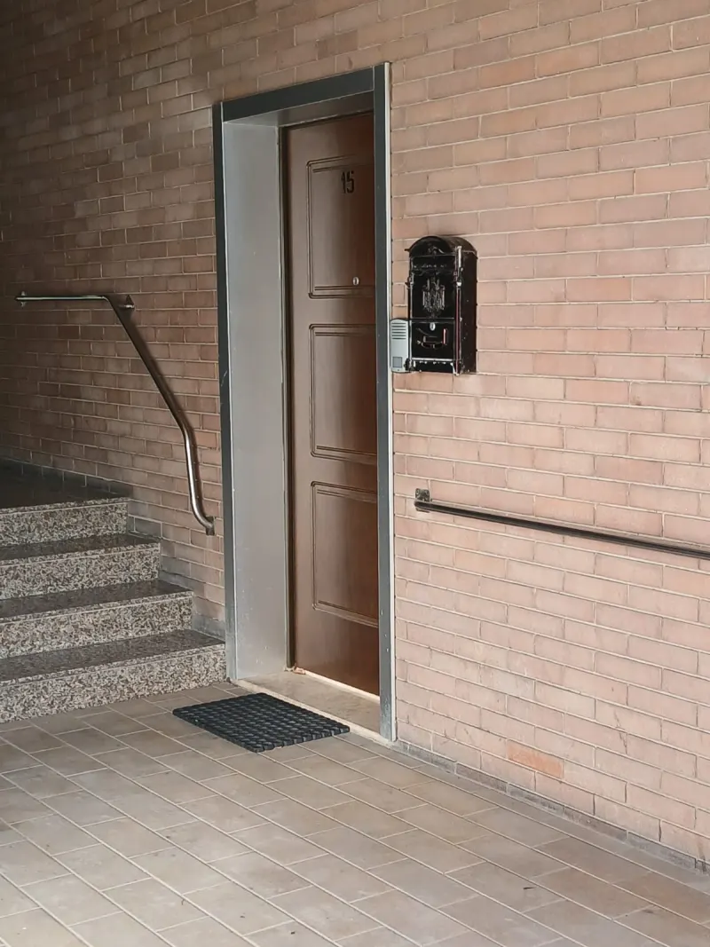 Appartamento con ingresso indipendente · foto 2