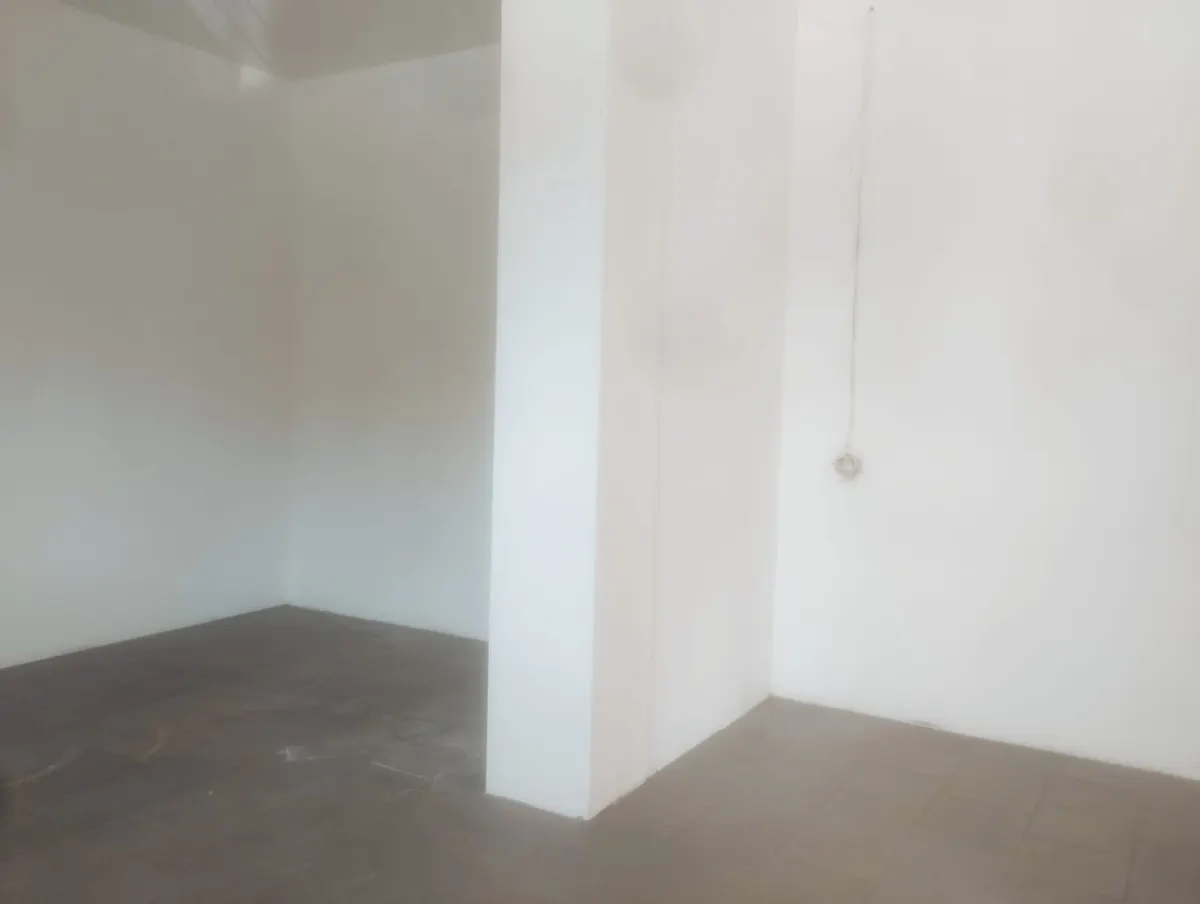 C2 Deposito, Magazzino Mq.170 suddiviso in 2 locali che puo' fungere da Ufficio con C. Destinaz uso,, con corte  davanti. Cancello automatico.Ristrutturato e tinteggiato, Bagno Nuovo, Prezzo su richiesta. Agenzia Rif. Mc5A-44681 · foto 6
