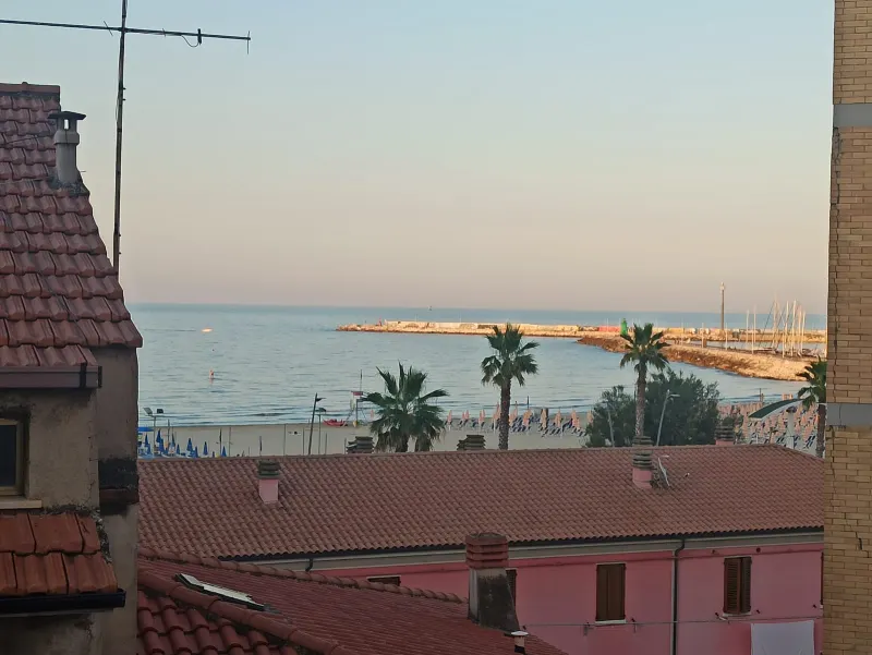 Splendido appartamento completamente ristrutturato, classe A4, con vista mare! · foto 3