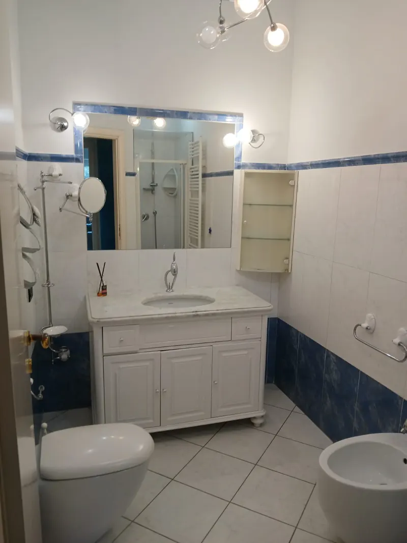 Appartamento con corte · foto 4