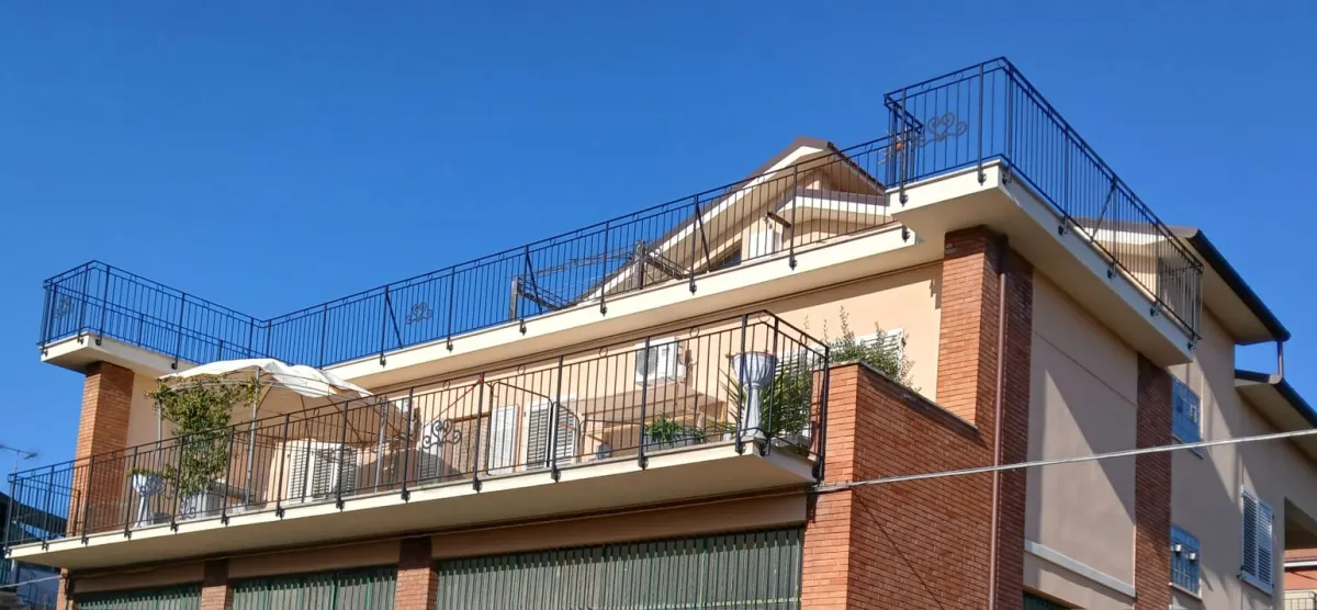 Appartamento di 160 mq con terrazza e garage di140 mq · foto 22