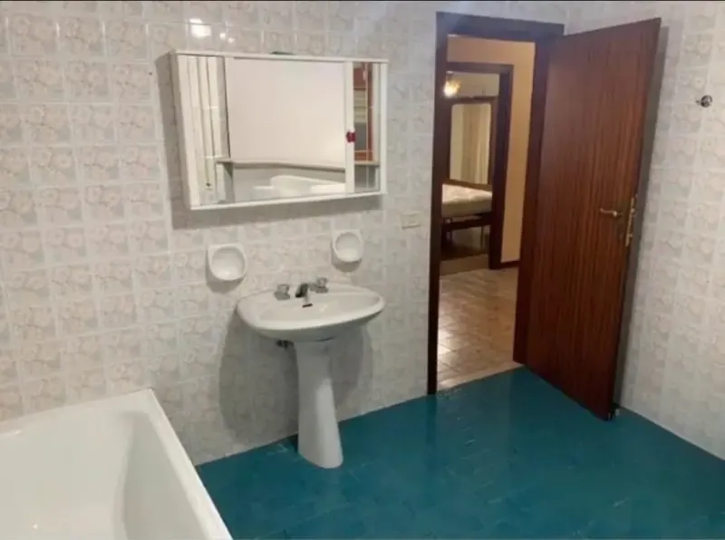 Appartamento 1°P con ascensore Mq.140+16mq.di balconi con Garage 15mq.Con 3 Camere. · foto 5
