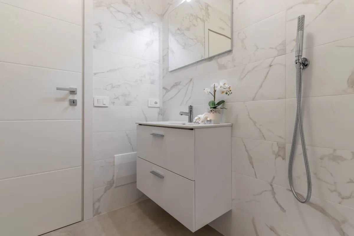 Appartamento con ingresso indipendente · foto 12