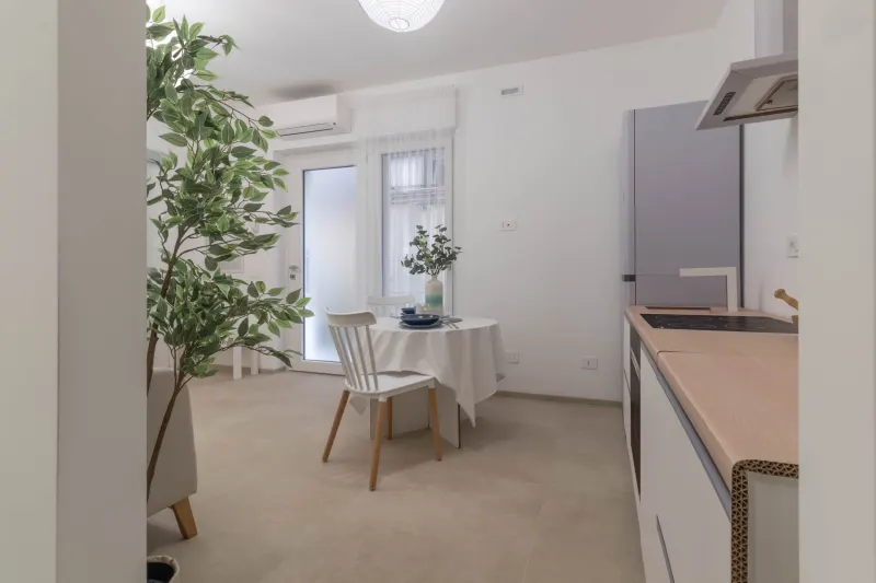Appartamento con ingresso indipendente · foto 3