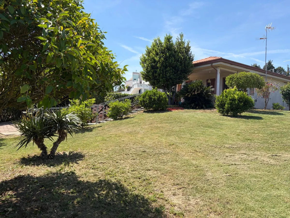 Casa Singola con giardino · foto 16
