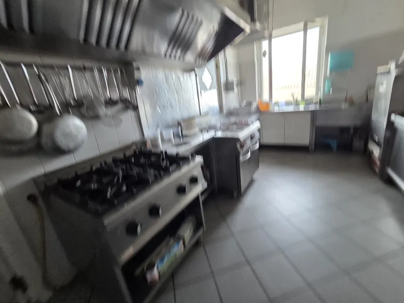 Attivita' di rosticceria di pesce e vendita pesce fresco ventennale a Montegranaro · foto 3