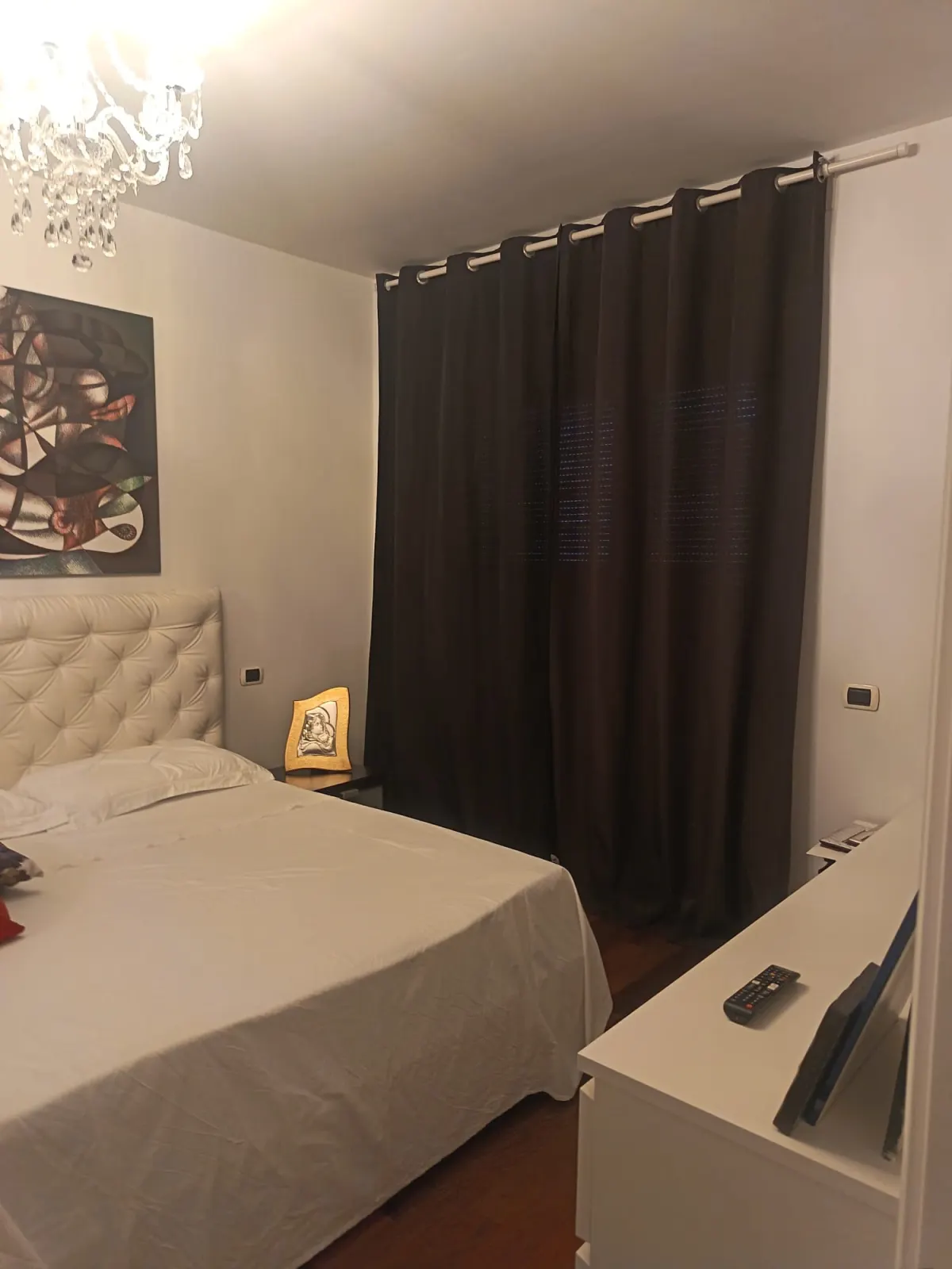 Bilocale completamente arredato con terrazzo affitto fin da subito Luglio-Agosto eventuale Settembre.Info Martina Tel.379/2790714 · foto 13