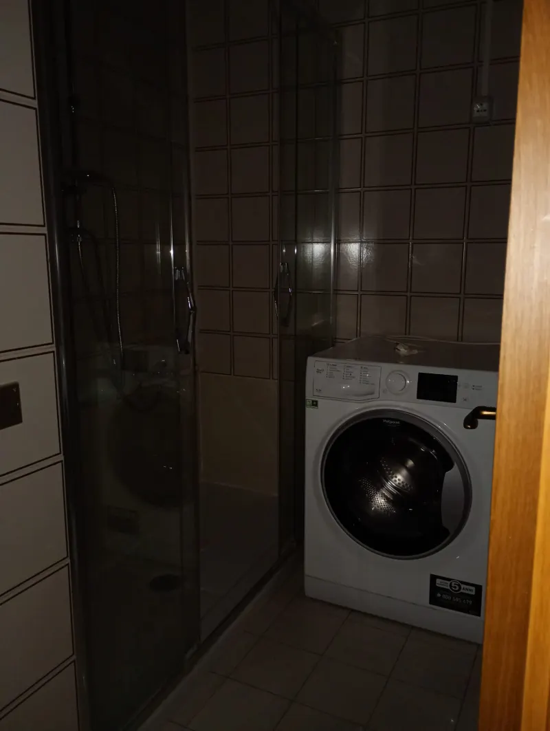 Appartamento in centro, senza condominio · foto 4