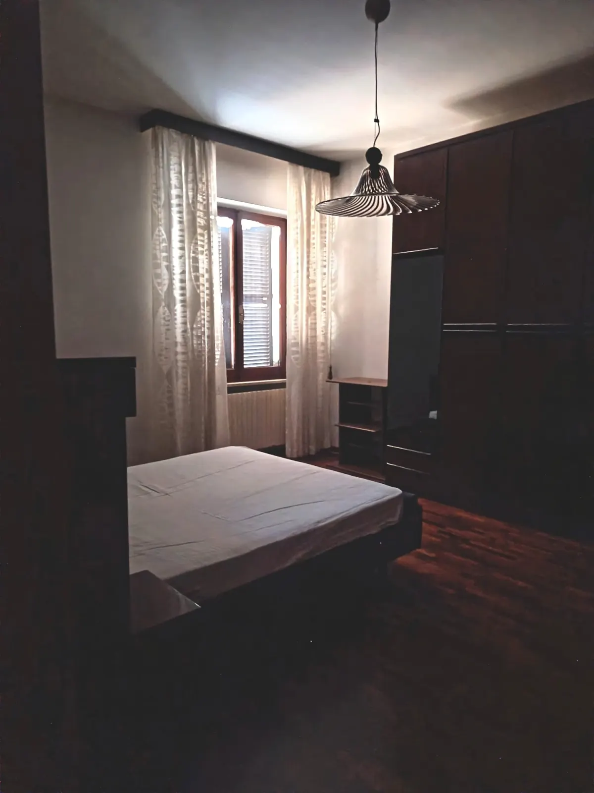 Casa Indipendente di 3 piani+ mansarda con laboratorio al P. Terra e grande garage doppio · foto 13