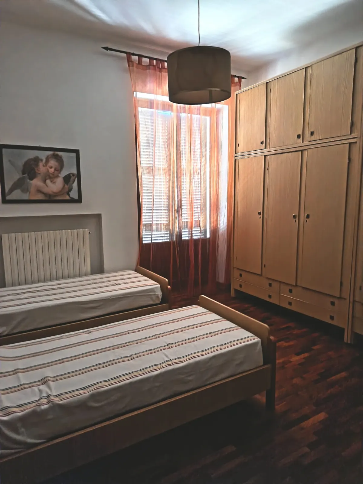 Casa Indipendente di 3 piani+ mansarda con laboratorio al P. Terra e grande garage doppio · foto 16