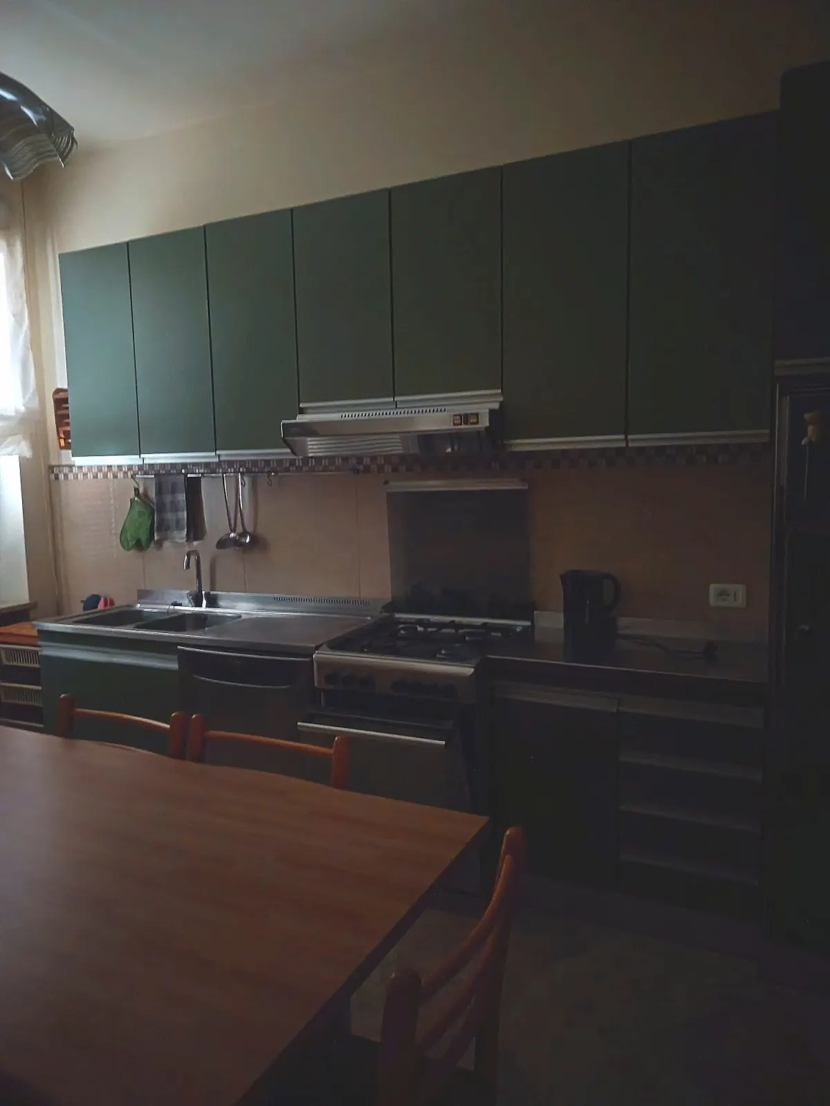 Casa Indipendente di 3 piani+ mansarda con laboratorio al P. Terra e grande garage doppio · foto 10