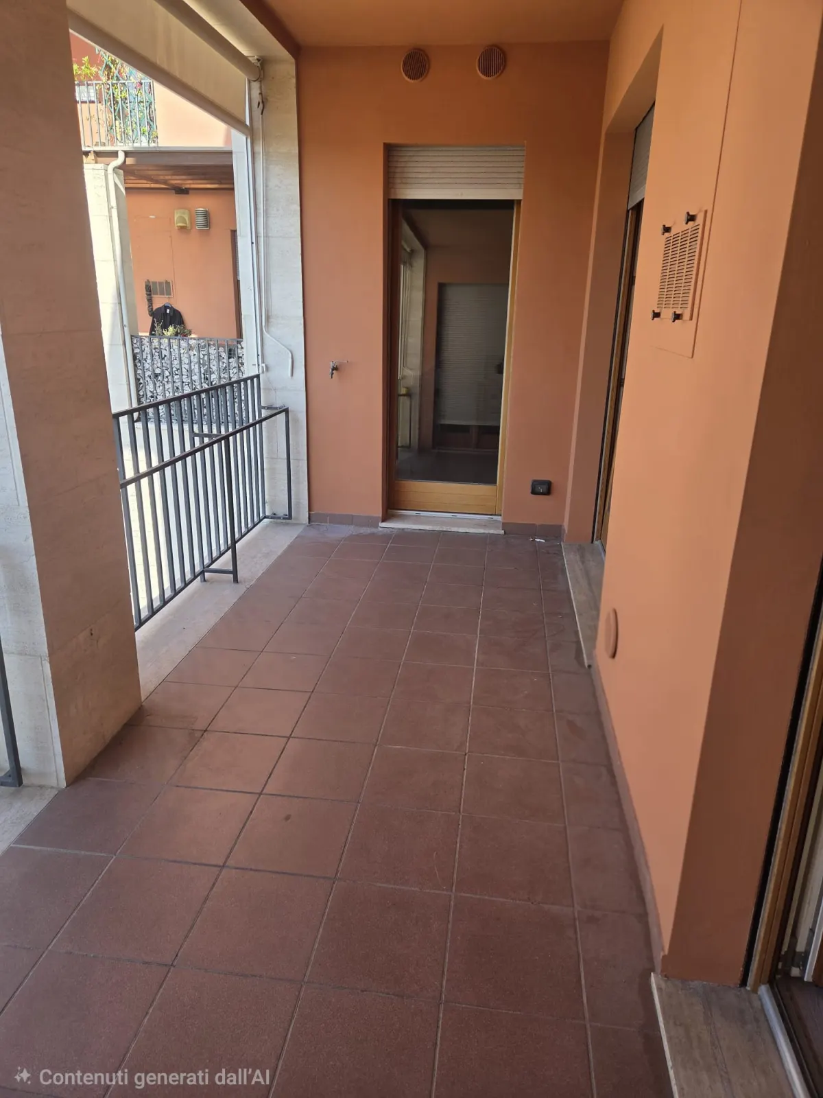 Bellissimo appartamento pari al nuovo nella zona piu' in della citta'. Adiacente al parco e a due passi dal centro, trilocale composto da soggiorno con cucina semiabitabile a vista, camera matrimoniale, cameretta, bagno,, terrazzo loggiato  mq. 12 · foto 10