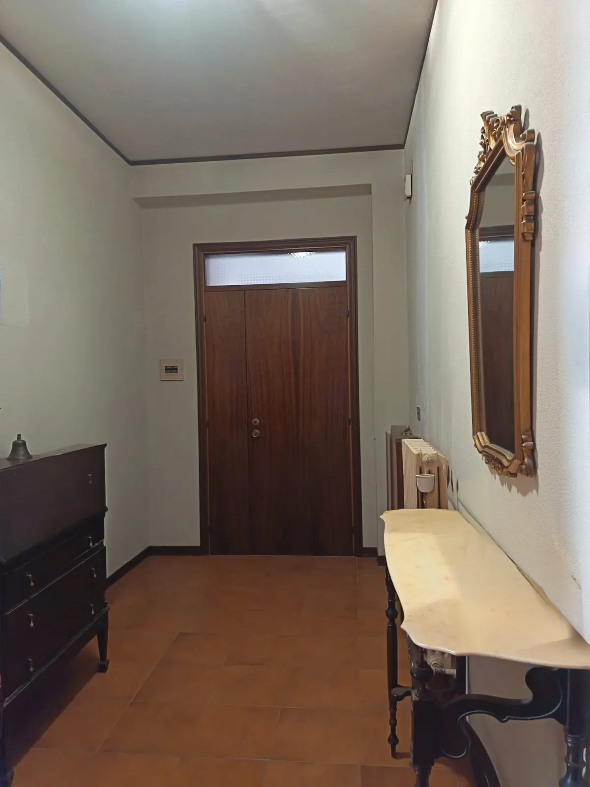 Appartamento di 130 mq con Open Space, 3 camere, 1 bagno finestato, ripostiglio, grande terrazzo e 2 terrazzini, soffitta di 20 mq al 2°P senza ascensore. · foto 13