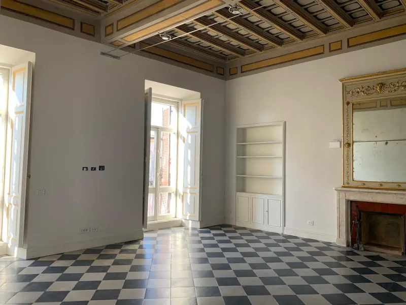 Attico con vista e lungo balcone · foto 4