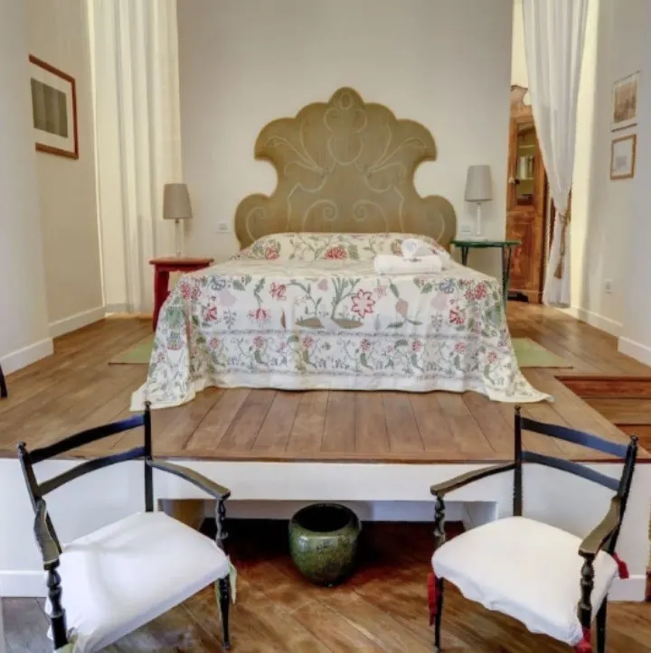 Residenza d'artista con giardino e posto auto · foto 9