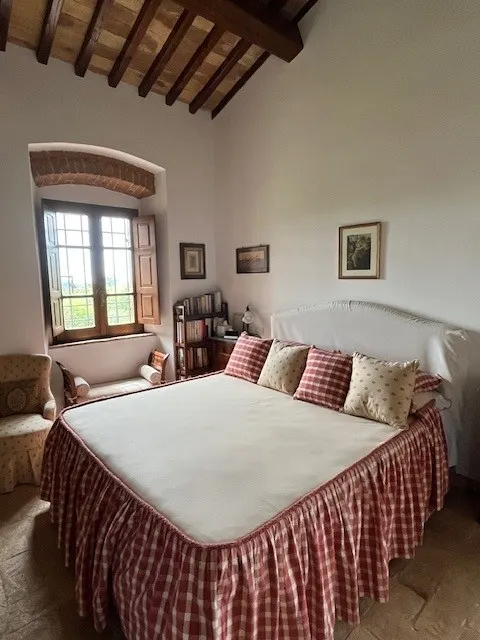 Casale con piscina e giardino · foto 14