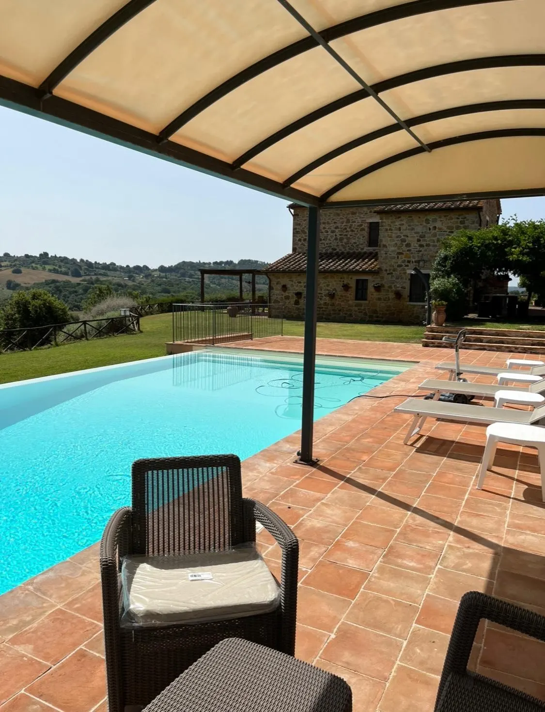Casale con piscina e giardino · foto 19