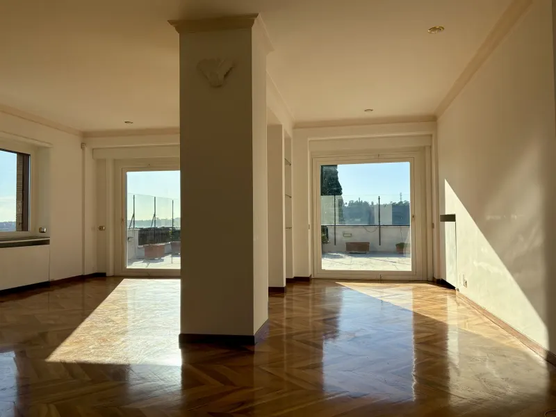 Parioli- Attico, terrazze e luce · foto 3
